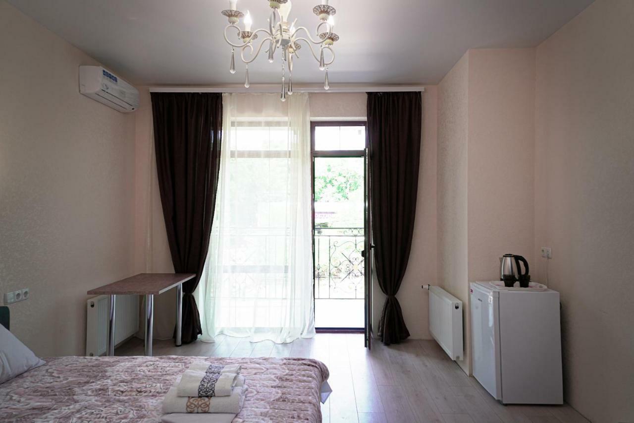 Arkadiya House Hotel Odesa Exterior photo